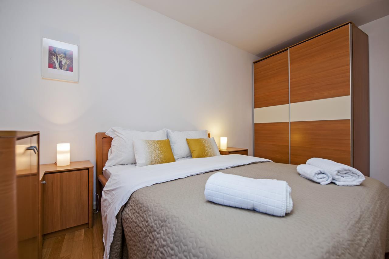 Apartment Campanile 罗维尼 外观 照片